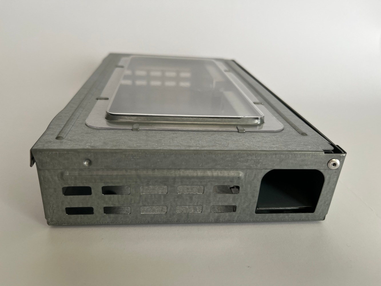 Élvebefogó fémcsapda